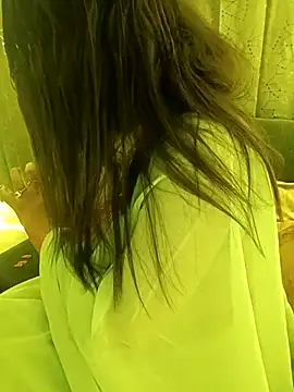 Snapshot of Divya_girl chatting on 03/18/25, 03:01 Divya girl online show from 03/18/25, 03:01