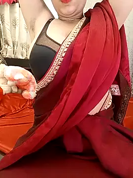 Snapshot of Divya_girl chatting on 10/15/25, 10:29 Divya girl online show from 10/15/25, 10:29