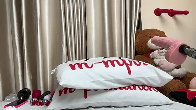 Snapshot of SexyAudreyFuck chatting on 11/21/25, 09:36 SexyAudreyFuck online show from 11/21/25, 09:36