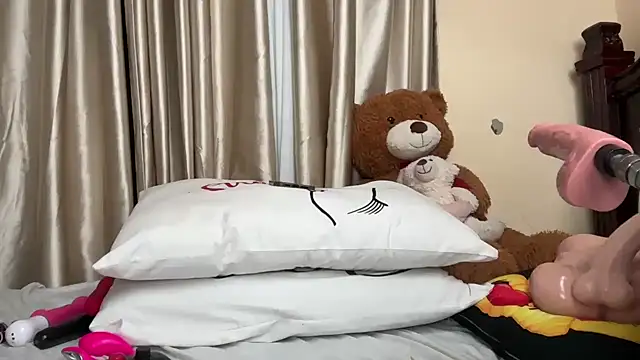 Snapshot of SexyAudreyFuck chatting on 11/02/25, 02:11 SexyAudreyFuck online show from 11/02/25, 02:11