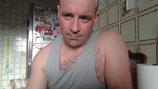 Snapshot of mitulik84 chatting on 03/05/26, 08:44 mitulik84 online show from 03/05/26, 08:44