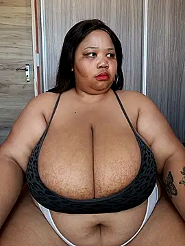 Snapshot of XXSEXYBBW94 chatting on 09/18/25, 07:22 XXSEXYBBW94 online show from 09/18/25, 07:22