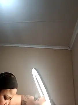 Snapshot of XXSEXYBBW94 chatting on 11/14/25, 03:10 XXSEXYBBW94 online show from 11/14/25, 03:10