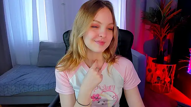 stay with alice online show from 02/04/25, 12:55