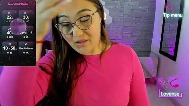 conniejames m online show from 12/17/25, 12:21