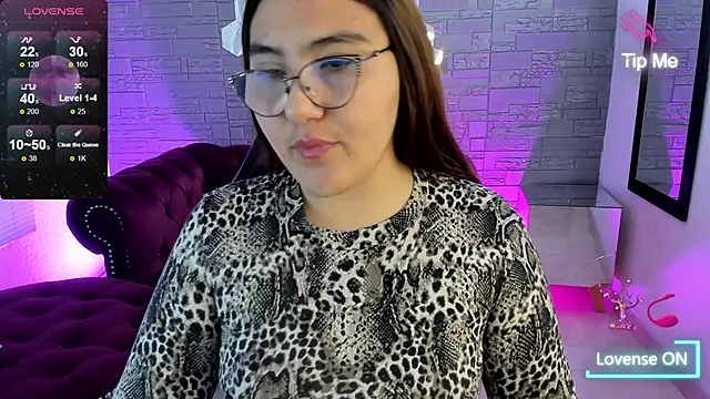 conniejames m online show from 11/22/25, 12:37