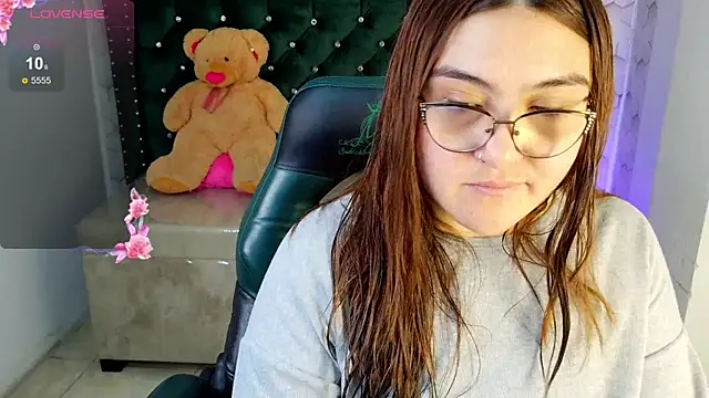 Snapshot of conniejames_m chatting on 06/15/26, 12:27 conniejames m online show from 06/15/26, 12:27
