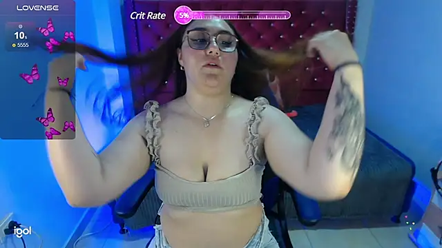 Snapshot of conniejames_m chatting on 03/06/25, 12:41 conniejames m online show from 03/06/25, 12:41