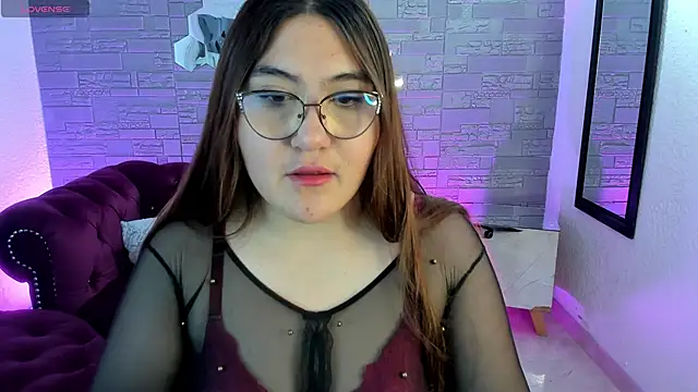 conniejames m online show from 11/10/25, 12:32