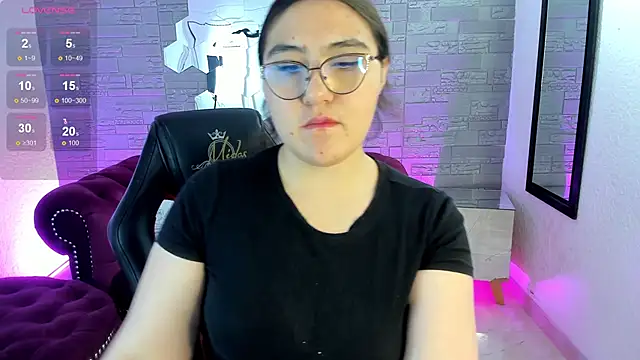 conniejames m online show from 11/18/25, 12:30