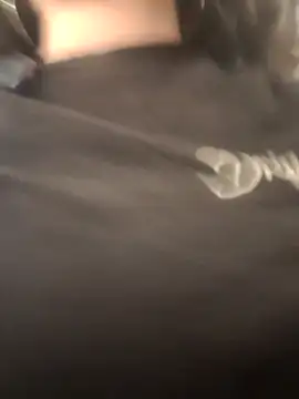 Snapshot of atenealovve_77 chatting on 11/07/25, 11:30 atenealovve 77 online show from 11/07/25, 11:30