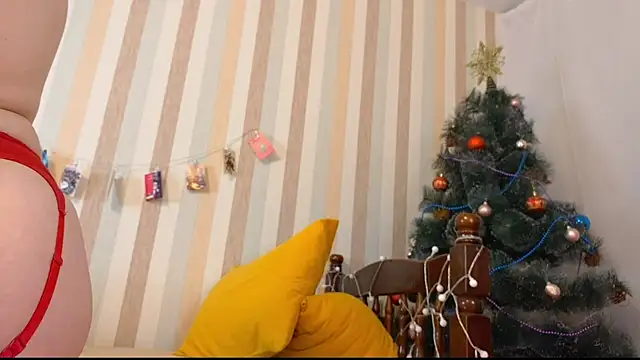 Snapshot of EmmyAmbros chatting on 01/15/26, 10:02 EmmyAmbros online show from 01/15/26, 10:02