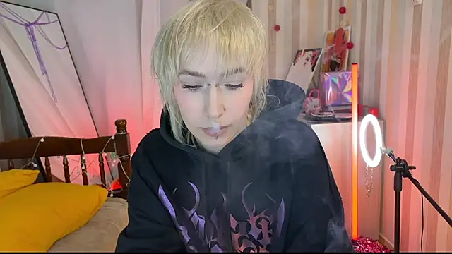 EmmyAmbros online show from 02/28/26, 05:45