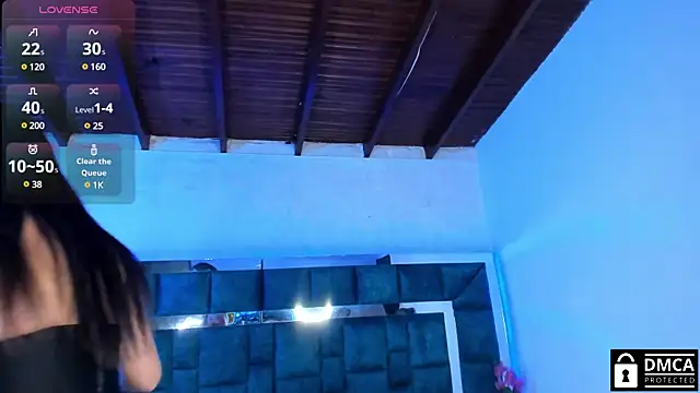 Venus velez  online show from 02/25/25, 01:21