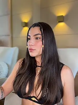 Snapshot of SaharaRush_ chatting on 05/15/26, 07:45 SaharaRush online show from 05/15/26, 07:45