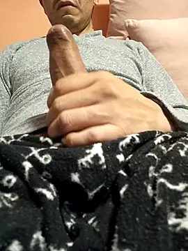 GuapoCoqueto online show from 11/14/25, 07:01