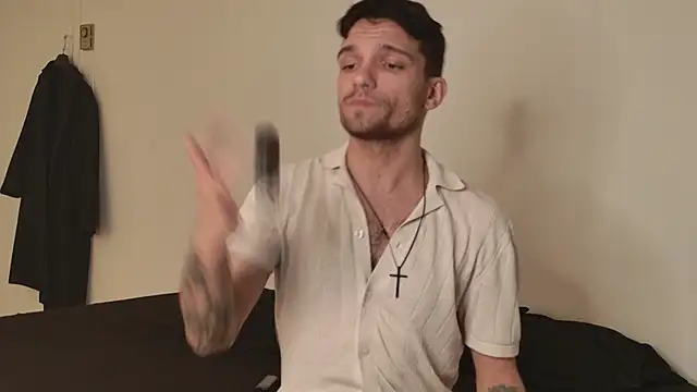 Snapshot of JackDesFeux chatting on 06/19/26, 03:56 JackDesFeux online show from 06/19/26, 03:56