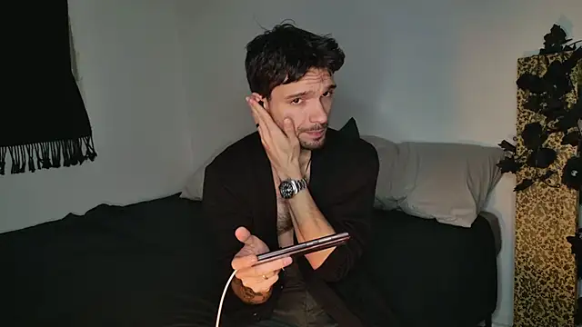 Snapshot of JackDesFeux chatting on 11/17/25, 01:20 JackDesFeux online show from 11/17/25, 01:20