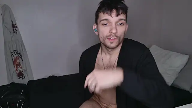 Snapshot of JackDesFeux chatting on 02/23/25, 03:13 JackDesFeux online show from 02/23/25, 03:13