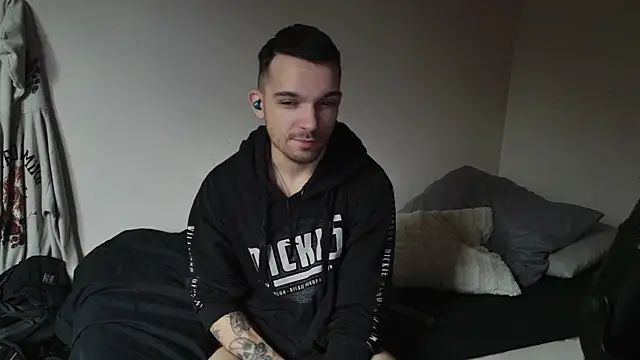 Snapshot of JackDesFeux chatting on 03/06/25, 02:08 JackDesFeux online show from 03/06/25, 02:08