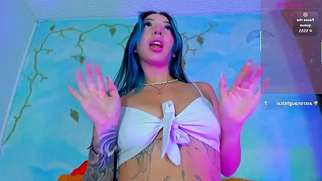 SaturnooStonee online show from 01/13/26, 01:31