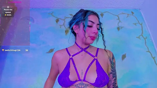 SaturnooStonee online show from 10/25/25, 12:43