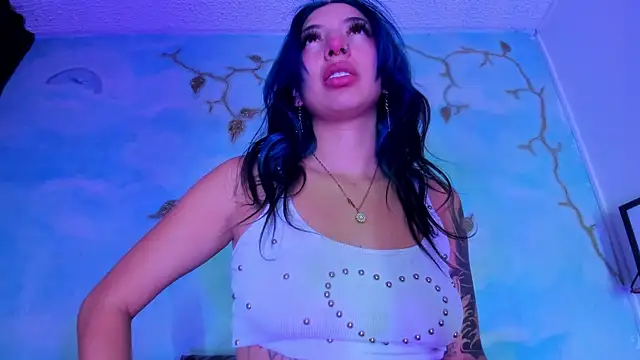 SaturnooStonee online show from 04/01/26, 01:41