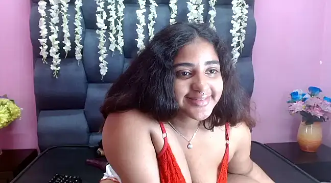 Snapshot of Sofia_Hernandez_ chatting on 03/01/25, 05:31 Sofia Hernandez online show from 03/01/25, 05:31