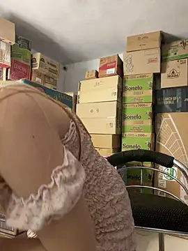 melody-dy online show from 04/01/26, 07:11