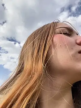 melody-dy online show from 02/20/25, 08:03