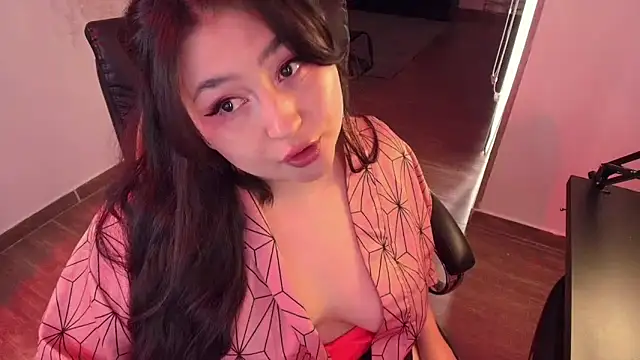 Snapshot of Lena_sweetx chatting on 09/30/25, 11:44 Lena sweetx online show from 09/30/25, 11:44