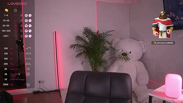 Snapshot of Eva-orion_ chatting on 01/18/26, 06:55 Eva-orion online show from 01/18/26, 06:55