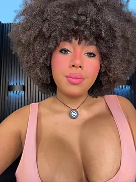 Snapshot of kendall_coxx chatting on 07/01/26, 02:28 kendall coxx online show from 07/01/26, 02:28
