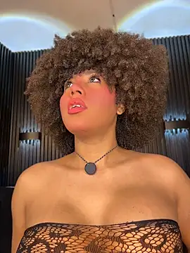 Snapshot of kendall_coxx chatting on 06/22/26, 09:50 kendall coxx online show from 06/22/26, 09:50