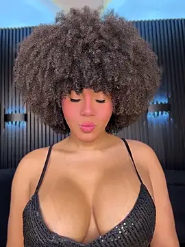 Snapshot of kendall_coxx chatting on 06/14/26, 08:48 kendall coxx online show from 06/14/26, 08:48