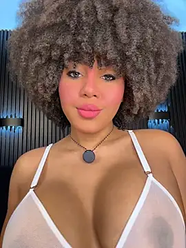 Snapshot of kendall_coxx chatting on 06/24/26, 11:42 kendall coxx online show from 06/24/26, 11:42