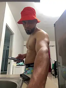 luismanuel 1998 online show from 03/15/26, 01:23