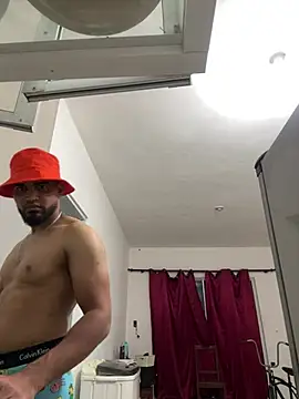 luismanuel 1998 online show from 03/03/26, 03:02