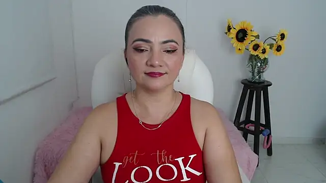 ana milf online show from 11/16/25, 12:10