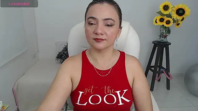 ana milf online show from 10/11/25, 12:39