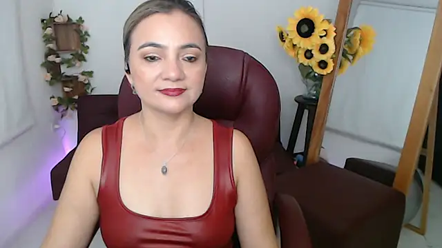 ana milf online show from 06/24/26, 04:27