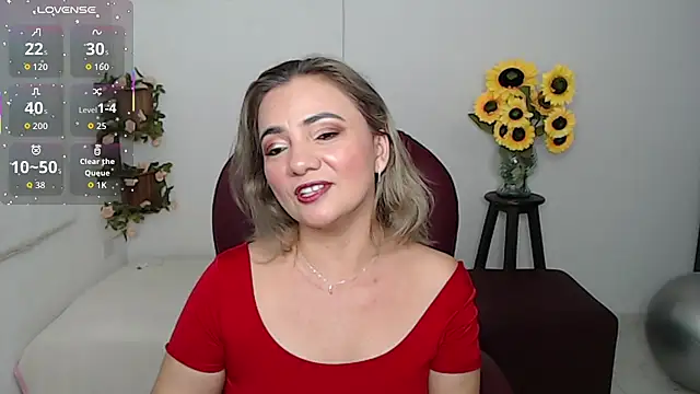 Snapshot of ana_milf chatting on 03/07/26, 01:16 ana milf online show from 03/07/26, 01:16