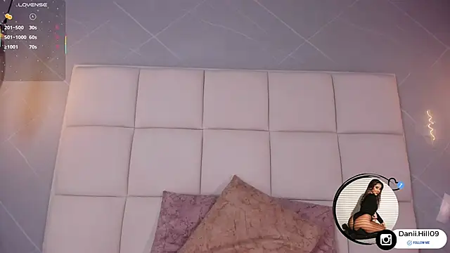 danii hill  online show from 11/09/25, 12:53