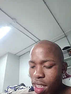 Snapshot of Mejjlunje540 chatting on 04/14/26, 10:31 Mejjlunje540 online show from 04/14/26, 10:31