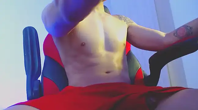 Snapshot of BigDragonBoy chatting on 03/17/25, 09:13 BigDragonBoy online show from 03/17/25, 09:13