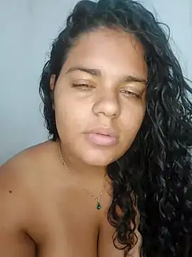 Thifanyvip22 online show from 12/18/25, 05:17