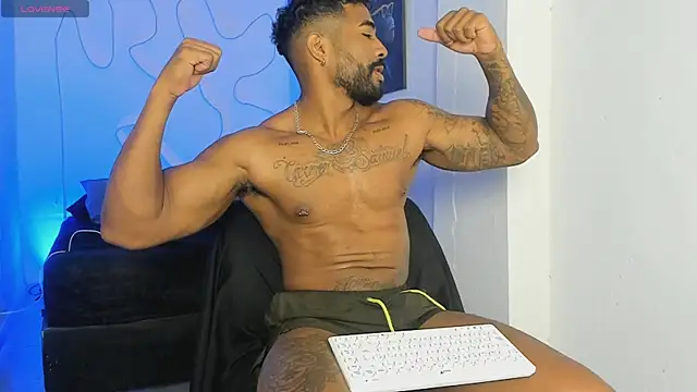 Xander Str0ng online show from 11/03/25, 12:31