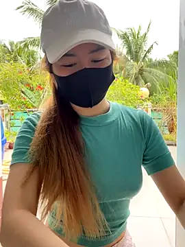 Snapshot of BabyThree_ chatting on 09/21/25, 08:19 BabyThree online show from 09/21/25, 08:19