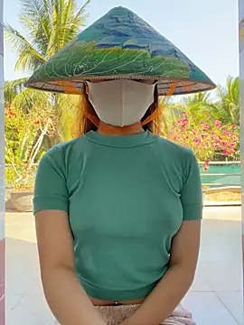 BabyThree  online show from 03/13/26, 08:30