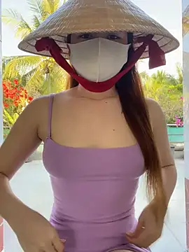 BabyThree  online show from 02/01/26, 09:29